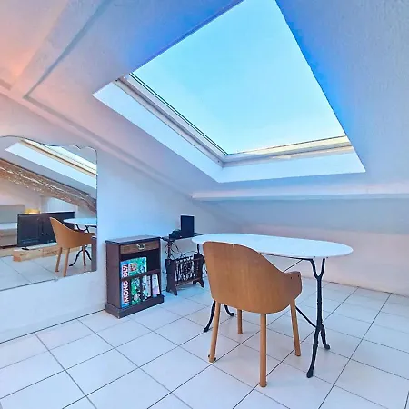 Nestor&jeeves - L Escurial - Apartment