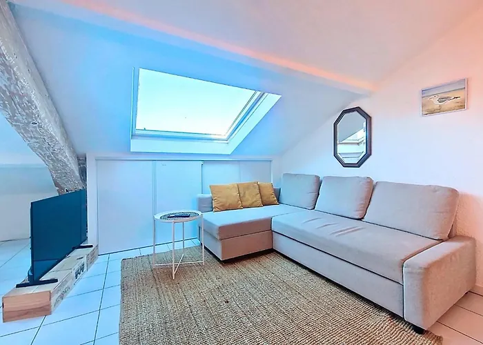 Nestor&jeeves - L Escurial - Appartement *